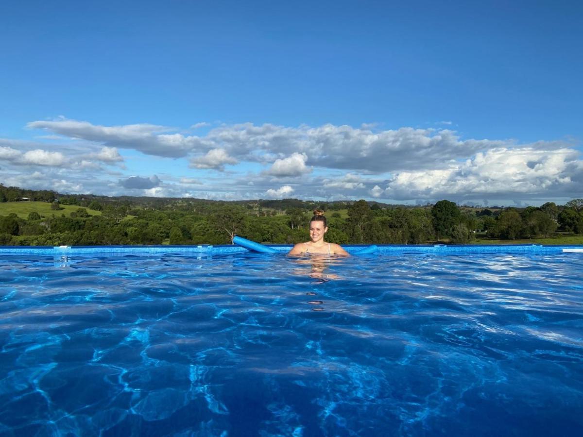 Laurelview Scenic Inn Gympie Tamaree Bagian luar foto