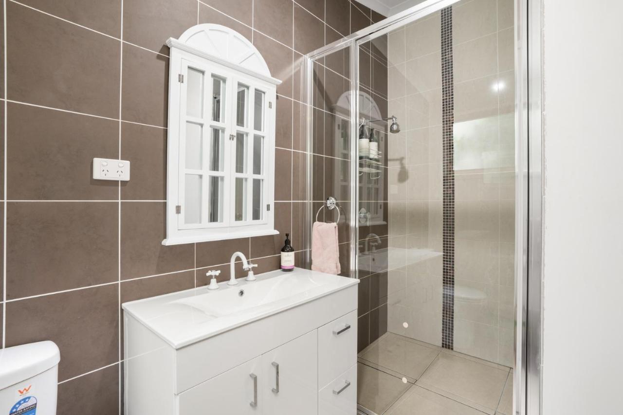 Laurelview Scenic Inn Gympie Tamaree Bagian luar foto